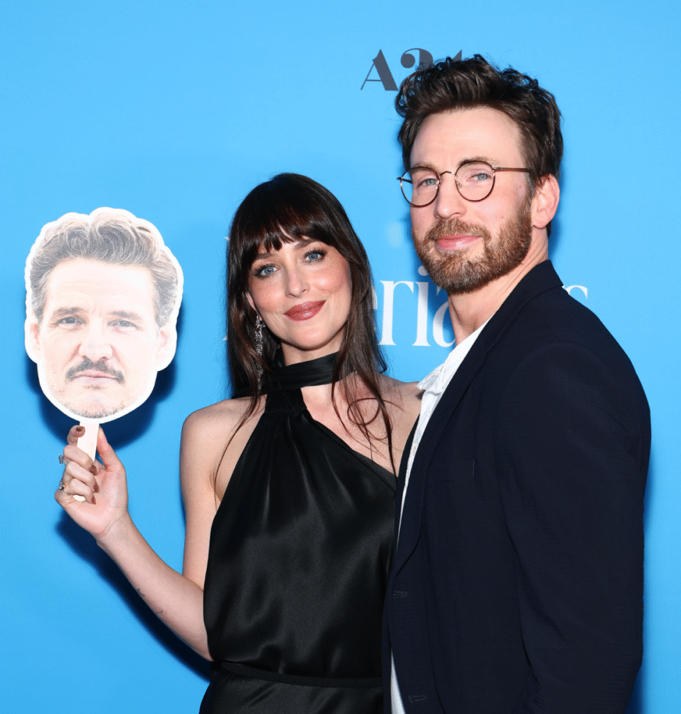 Chris Evans as ex-boyfriend waiter in Materialists, love triangle scene